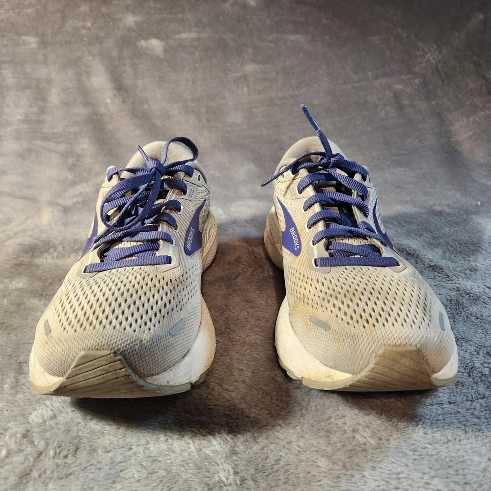 Brooks Shoes Womens 8.5 Gray Blue Adrenaline GTS 22 Running Sneaker Athleisure